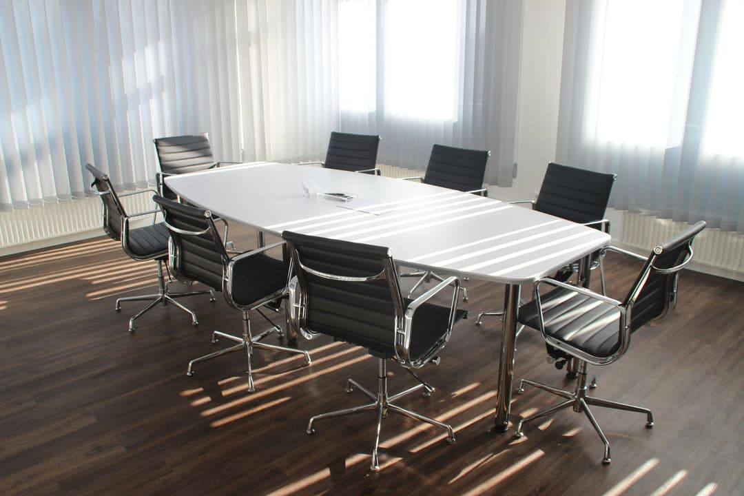 ''The Reverse Corner'' Real Estate Editors Press Meeting